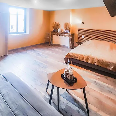 1 Bedroom Awesome In * סן-שיניו